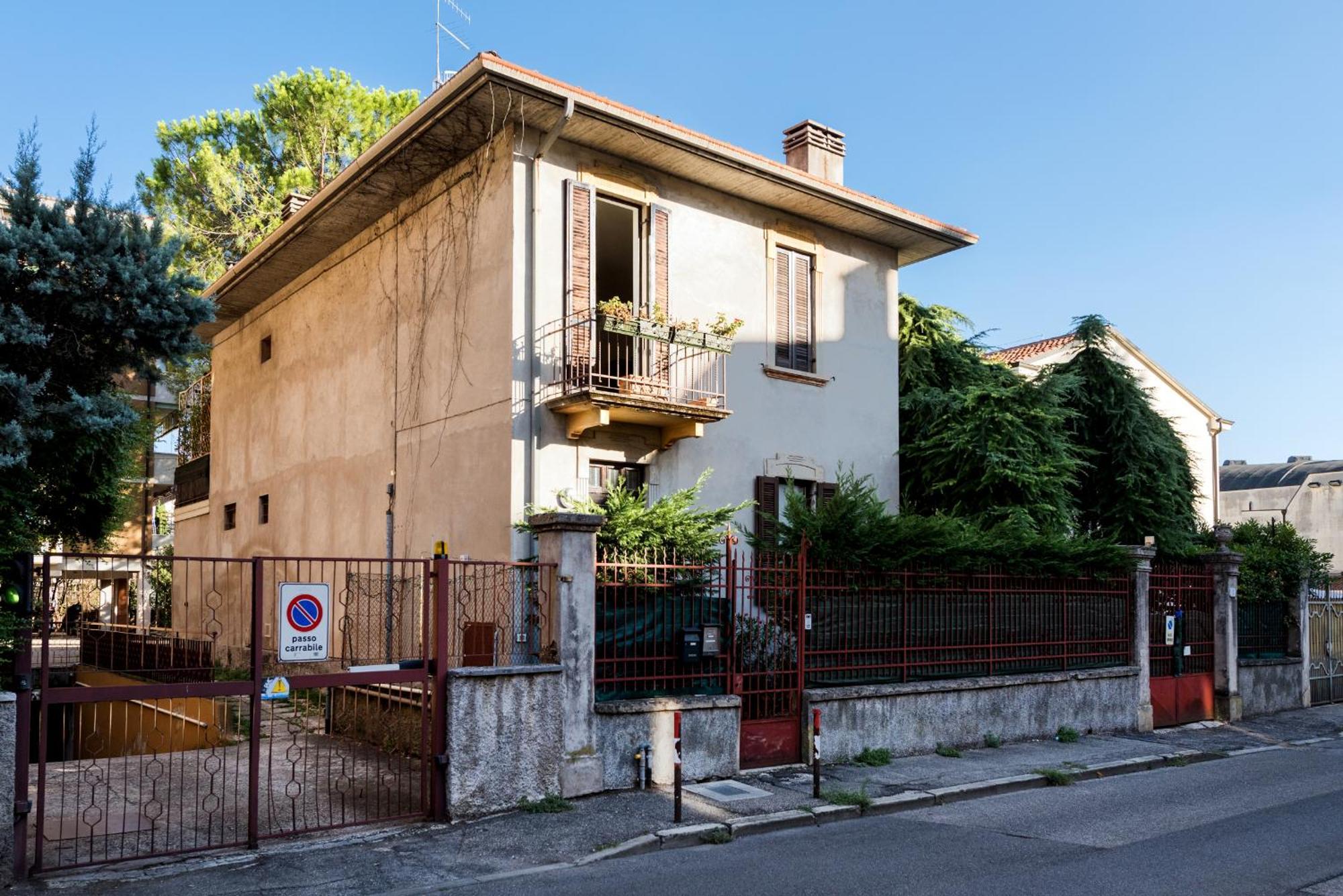 Flats4Rent Sabotino Apartment Verona Luaran gambar